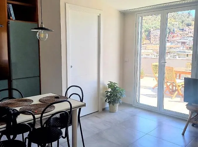 Apartment Panorama *